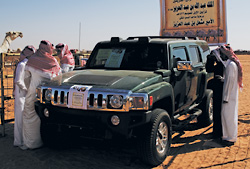 After the ceremonial plaque, the second part of the grand prize award is keys to this Hummer H2. In addition, there are more than 70 smaller vehicles awarded as prizes, from pickups to SUV’s.